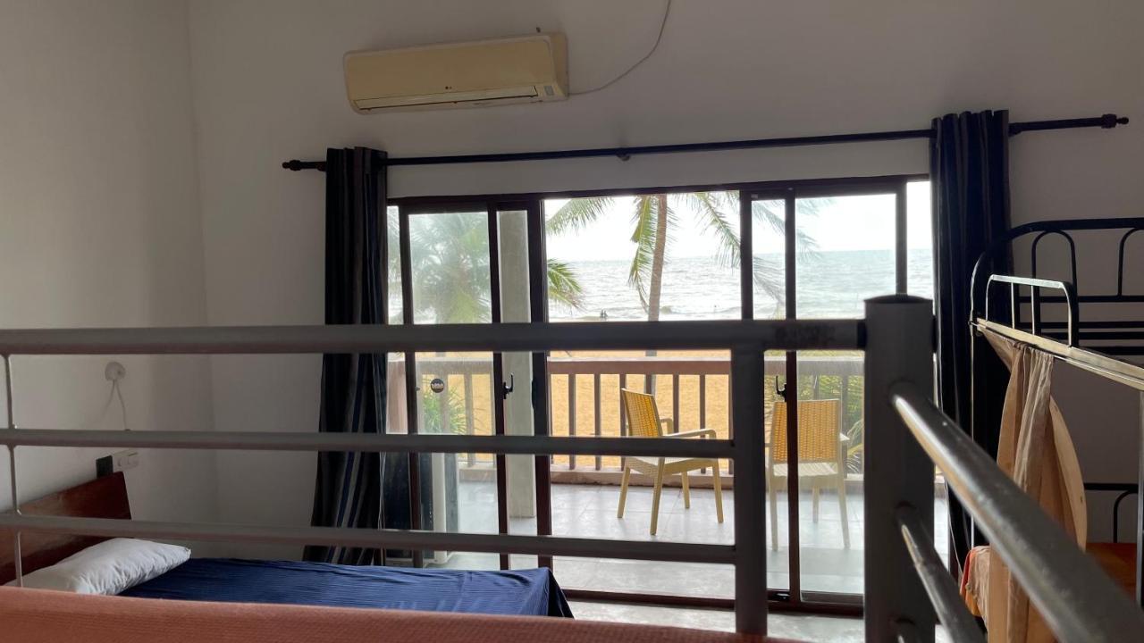 Sea Sands Beach Hostel Negombo Exterior foto